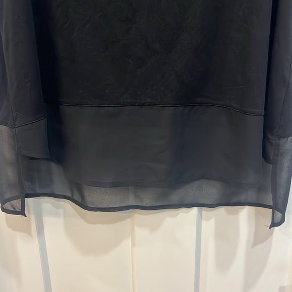 Vince Camuto short sleeve sheer black shirt - Picture 5 of 8